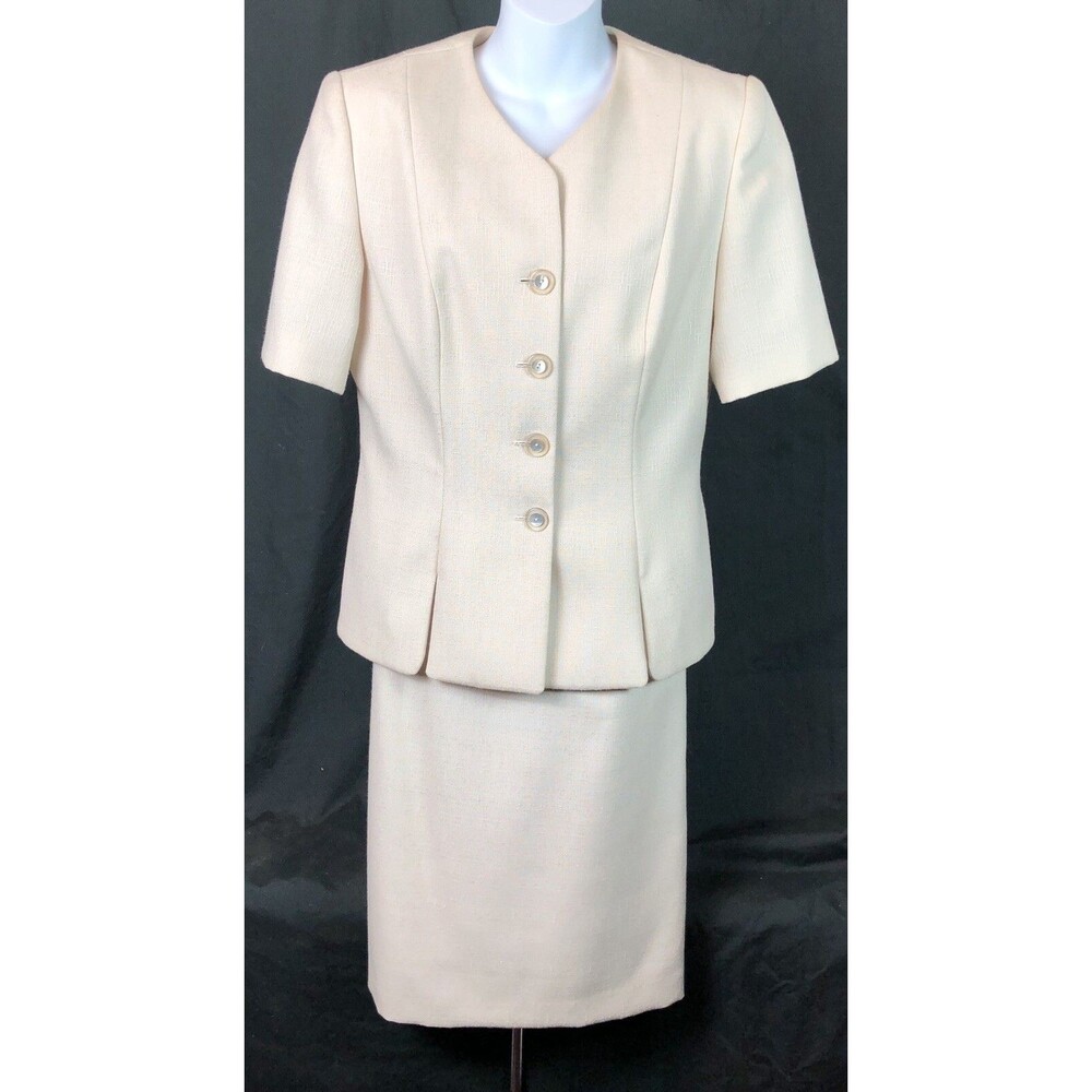 Dress Barn 2pc Skirt Suit 10 Ivory Knee Length V Neck Lined Pleat Hem Back Slit